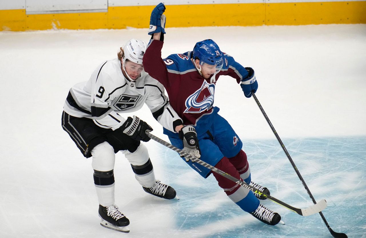 MacKinnons hat trick leads Avs to 53rd win, 9-3 over Kings