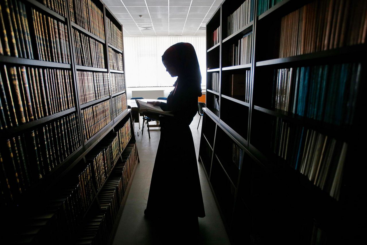 Muslim preachers help Kosovo women learn, win their rights