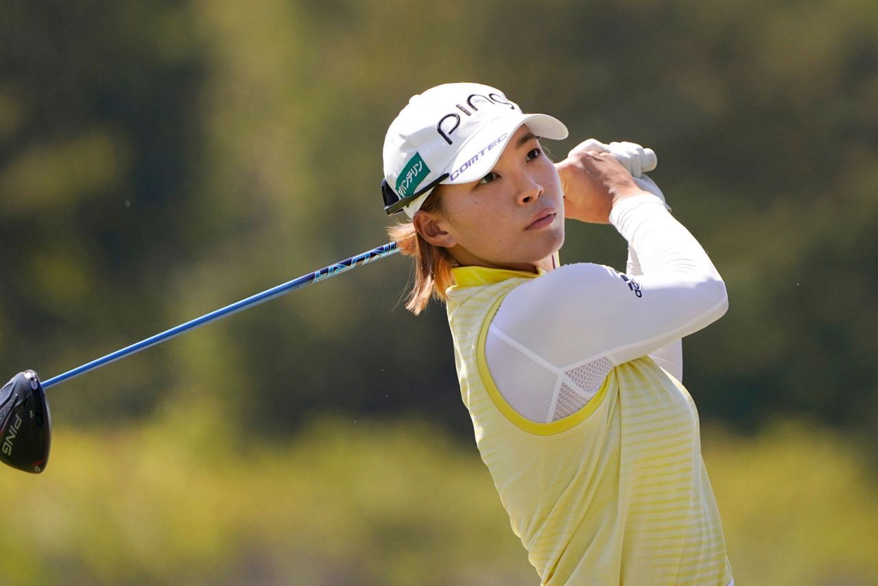 Xiyu Lin makes late eagle to take LPGA lead in Texas