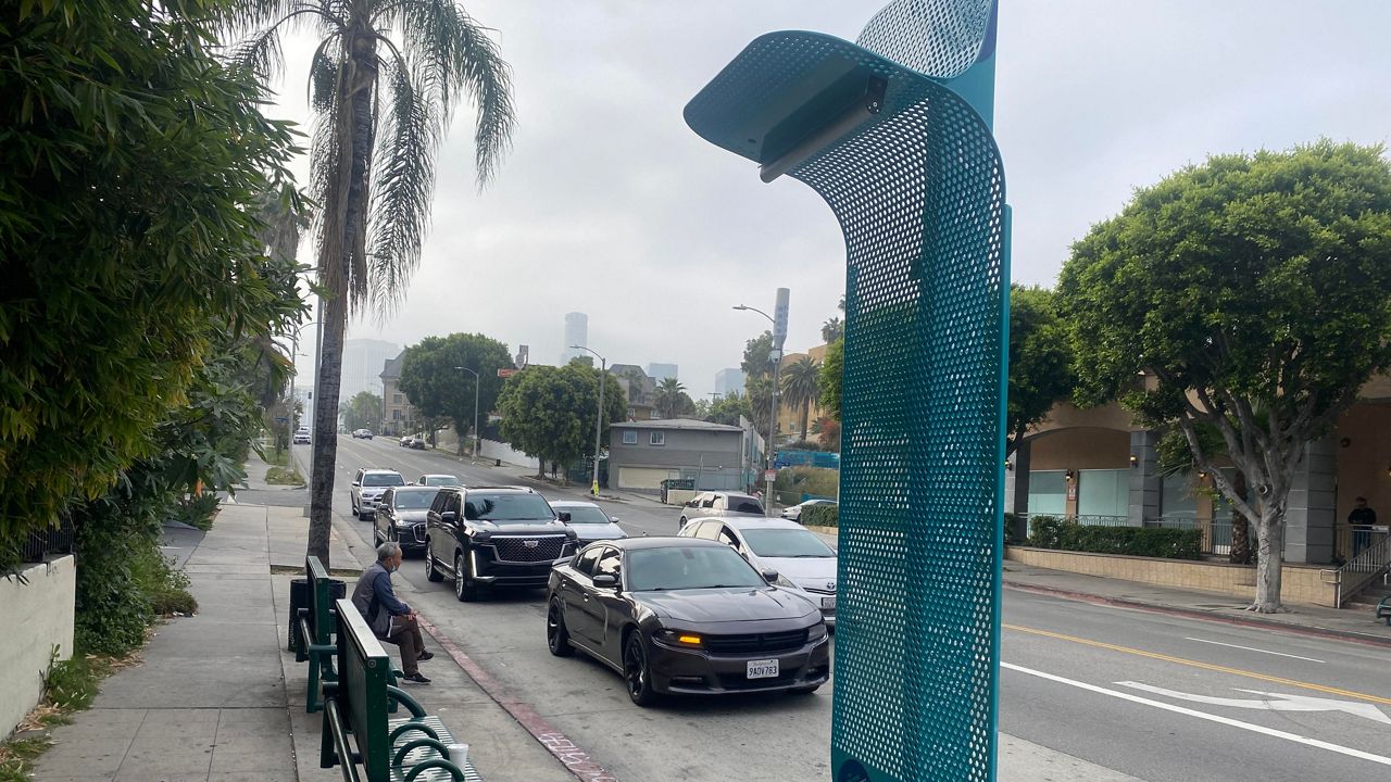 La Sombrita is a new kind of shaded, lighted bus shelter