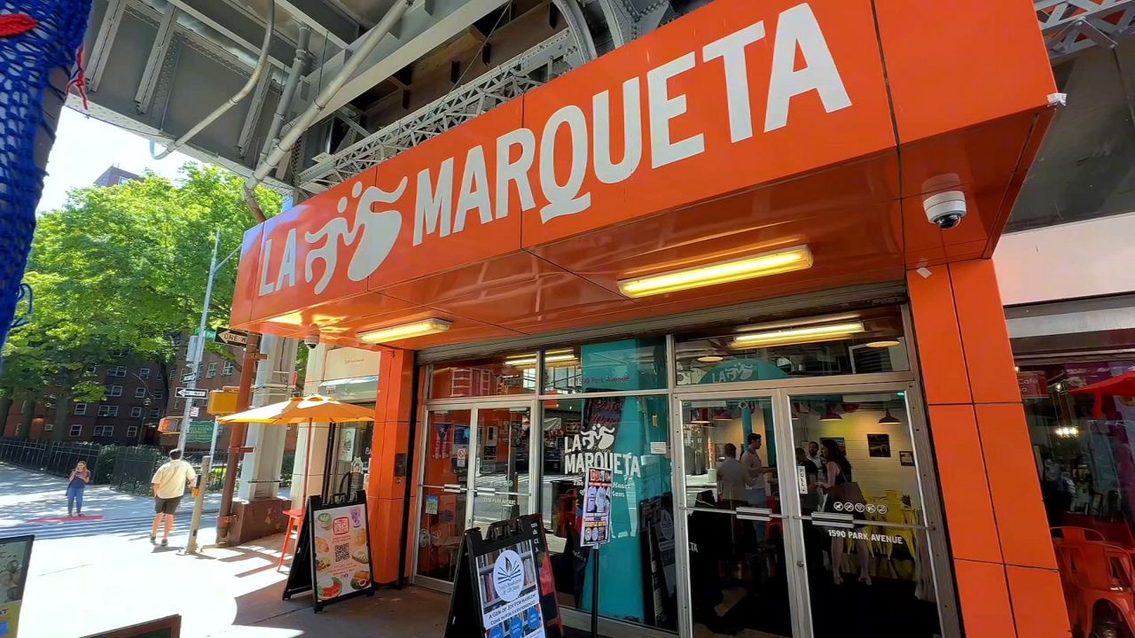 Grocers tour site of future city-run store in East Harlem