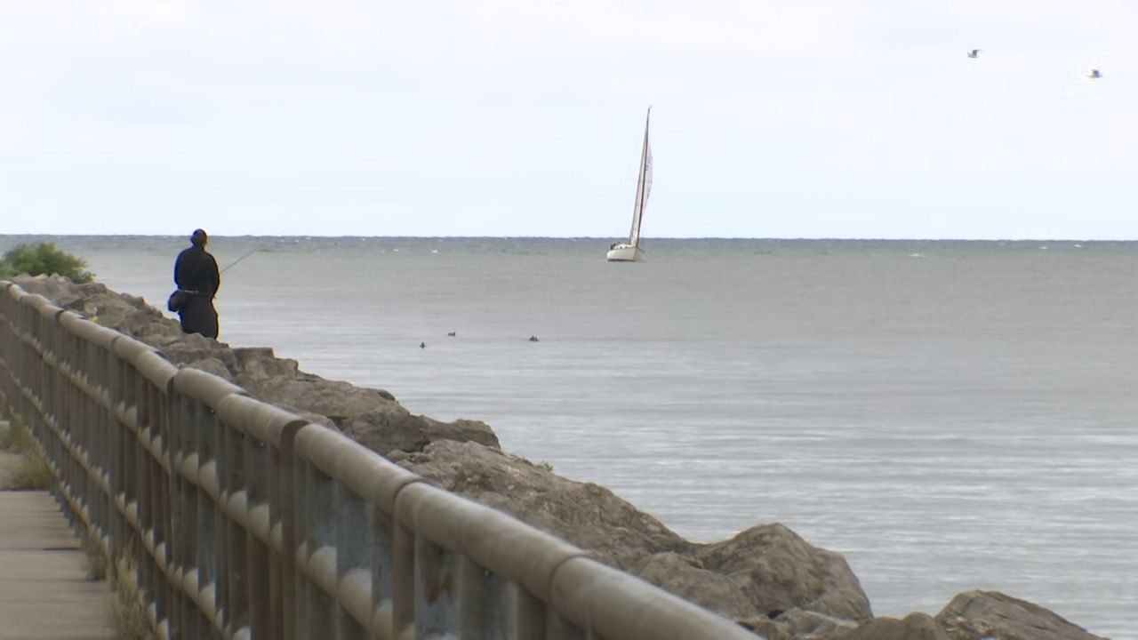 Trump Proposes Renaming Lake Ontario to Lake America Amid Canada Trade War