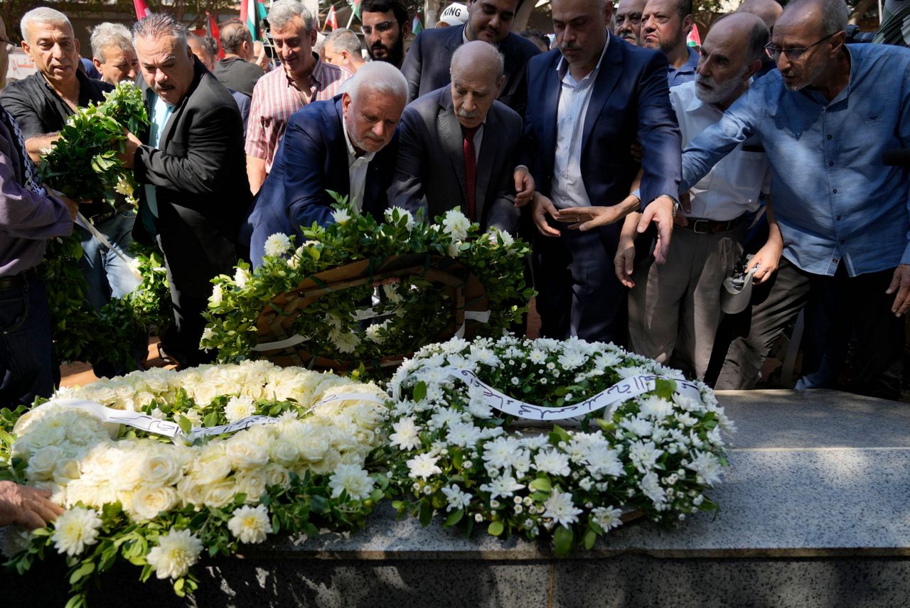 Palestinians commemorate horrific 1982 massacre in Beirut