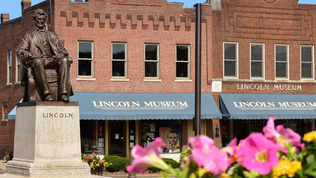 Examining Abraham Lincoln's Kentucky roots - Vimarsana News