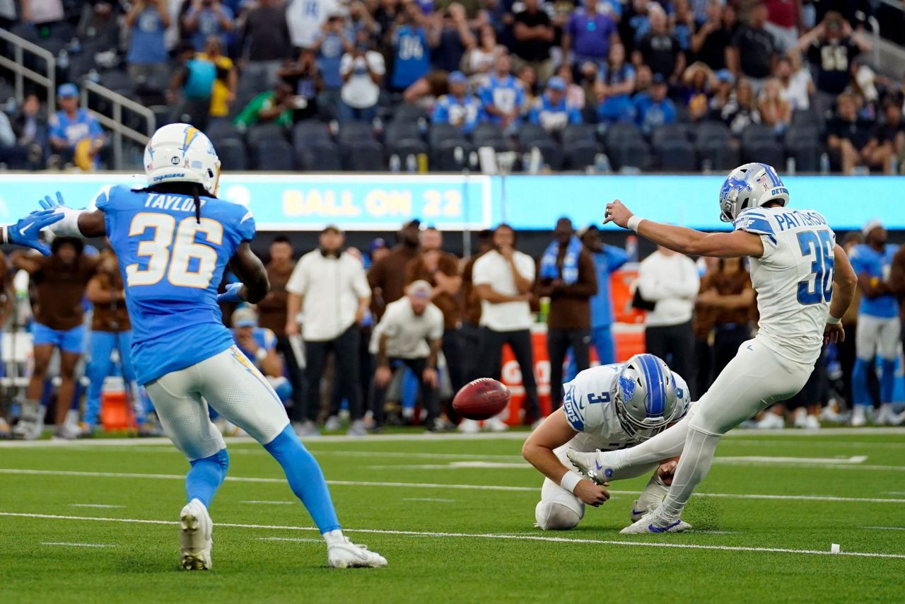 5 NFL games end on gamewinning field goals, most ever in one day