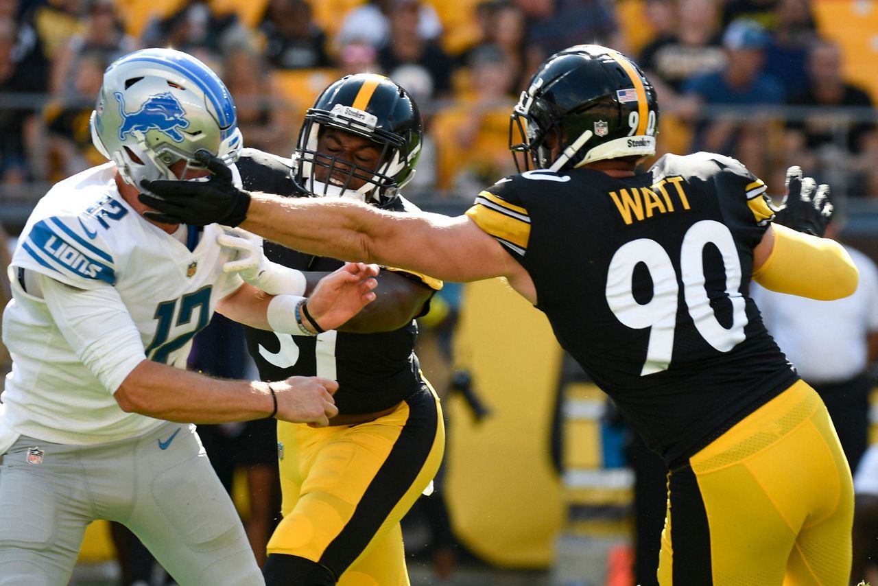 Steelers' TJ Watt practices, says knee is OK after cut block