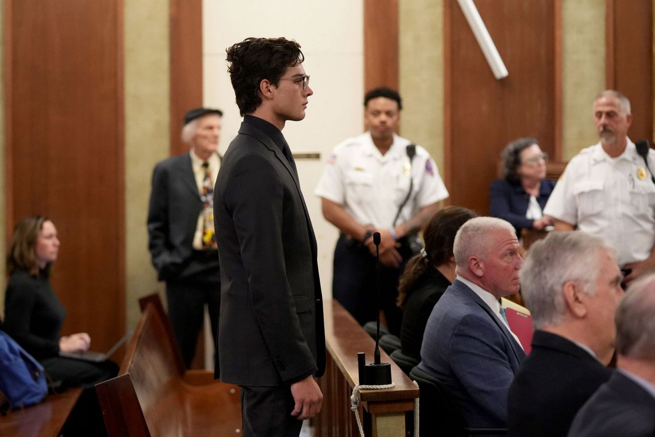 ‘Looksmaxxing’ streamer known as Clavicular set to be arraigned on rape ...