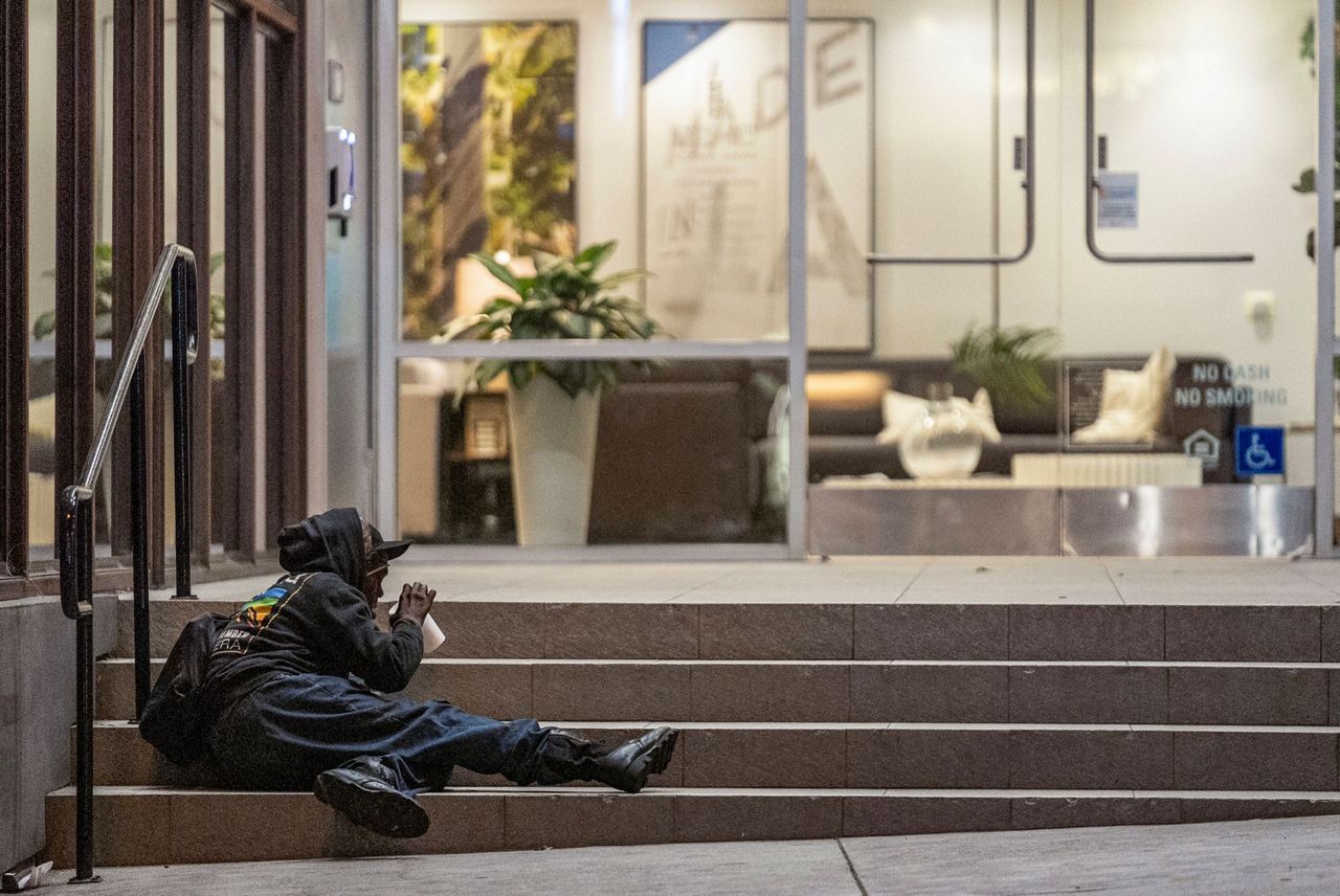 Number of homeless residents in Los Angeles County decreases in annual ...