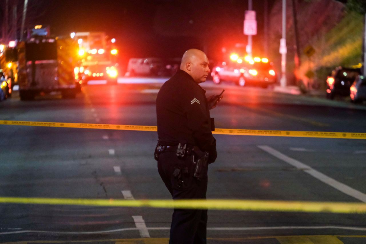 3 Los Angeles Police Officers Shot; Conditions Unknown