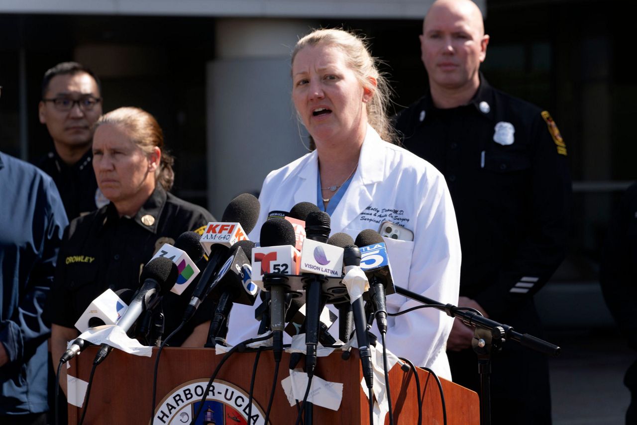 Los Angeles firefighters injured in explosion of pressurized cylinders