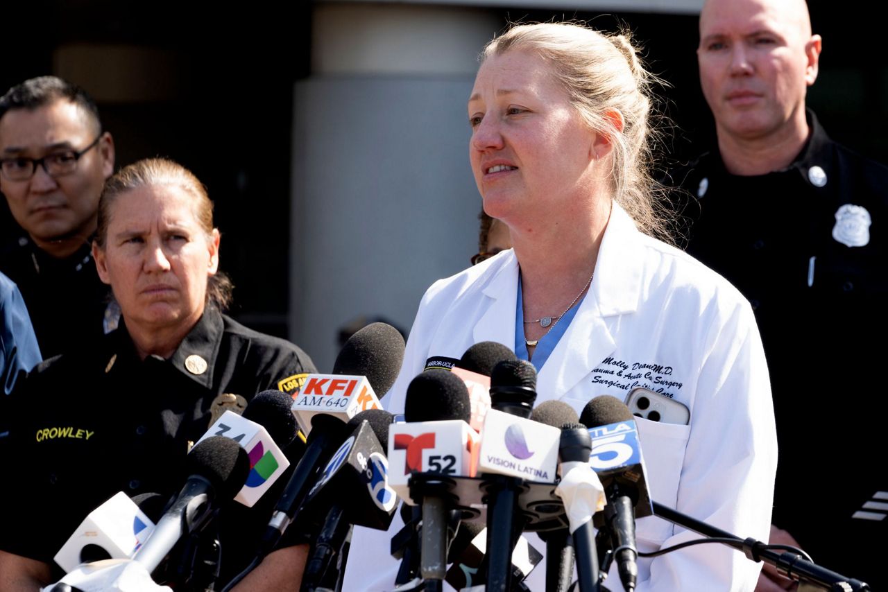 Los Angeles firefighters injured in explosion of pressurized cylinders