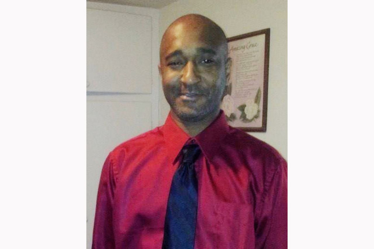 Louisiana: Family of black man dead in custody wants answers