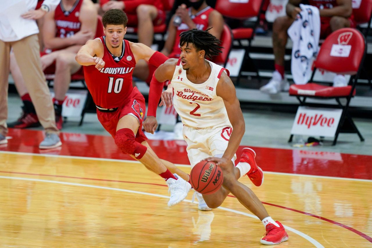 Potter leads No. 12 Wisconsin past No. 23 Louisville 8548