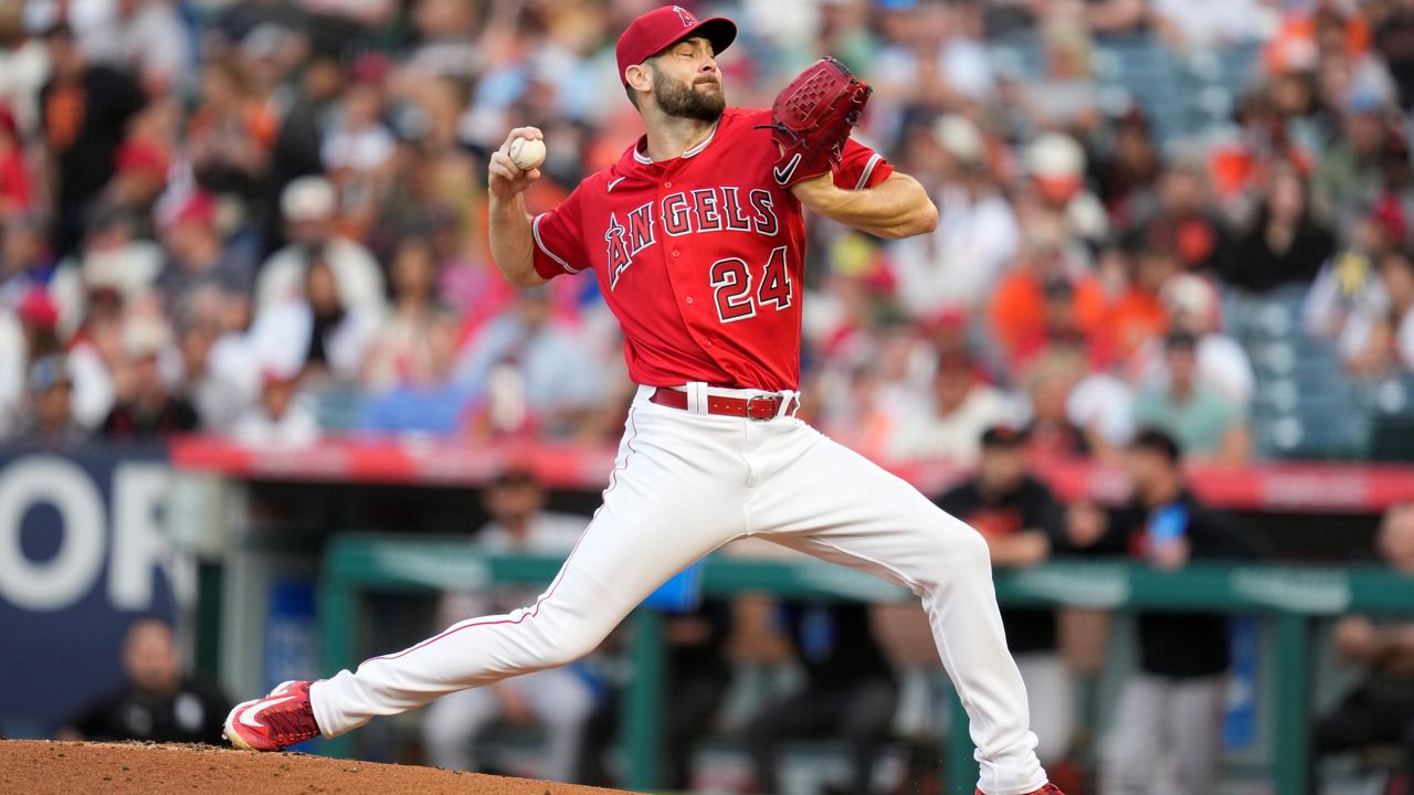 Giolito wins first home start as Angels beat Giants 7-5