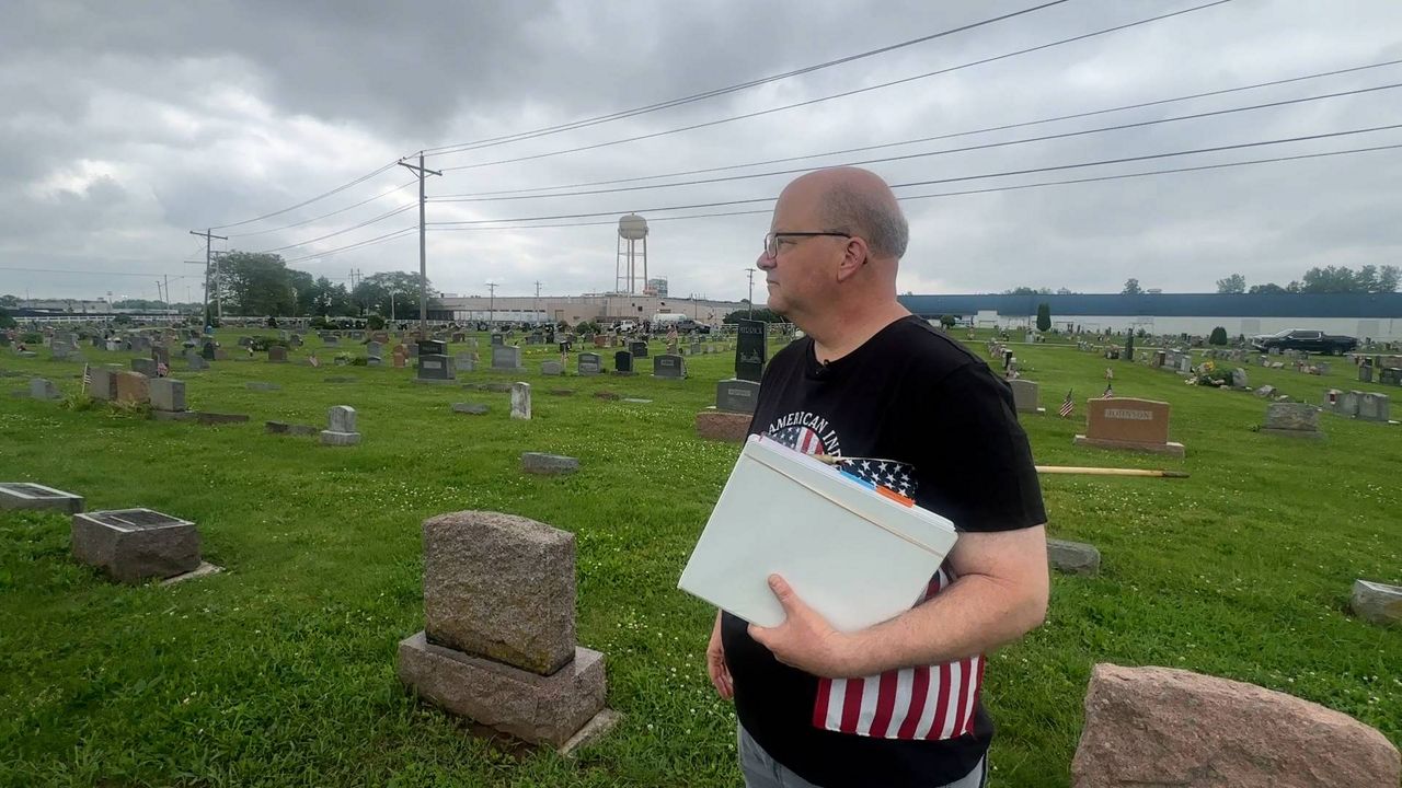 Ohioans track down Revolutionary War veterans' graves before time wears them away