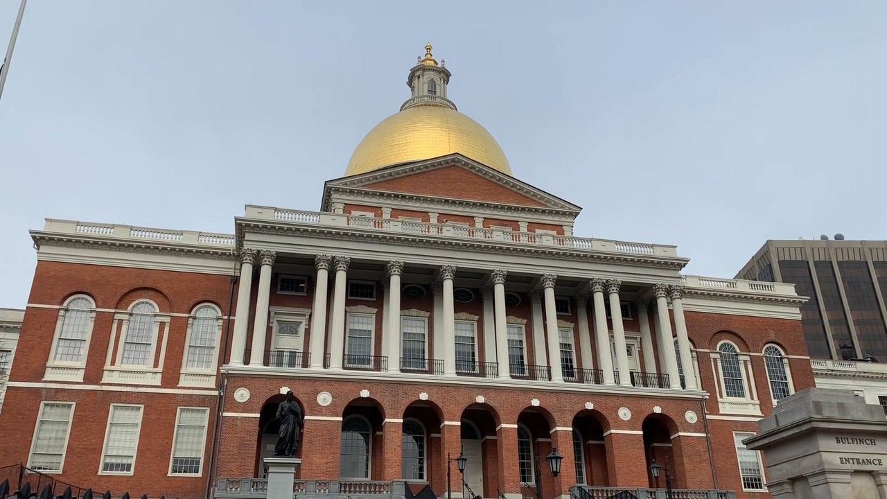 马萨诸塞州立法机构在年底之前通过长期护理法案