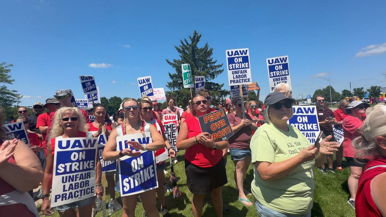 Workers at Mercyhealth walked off the job on July 2. (Spectrum News 1/Natalie Sopyla)