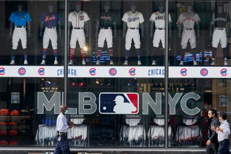 Vlog #3, MLB Flagship Store in NYC