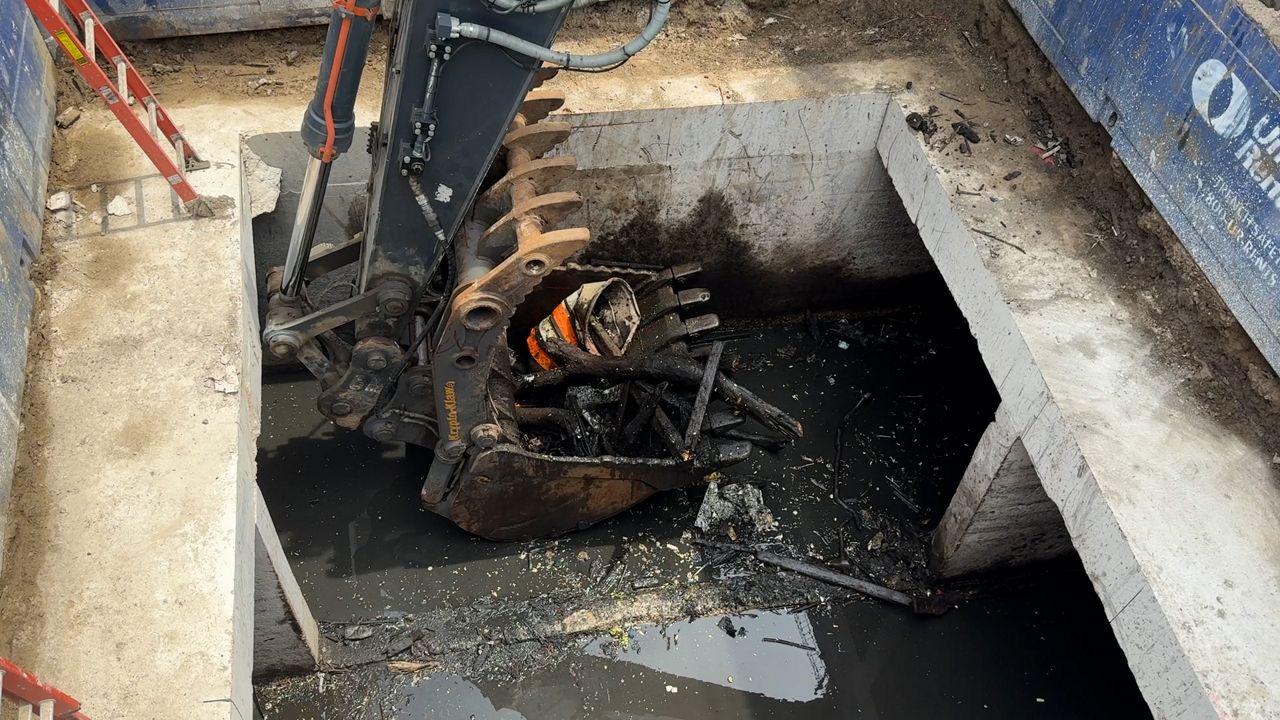 Officials, residents call for answers after MMSD identifies clogged overflow pipe in Bay View