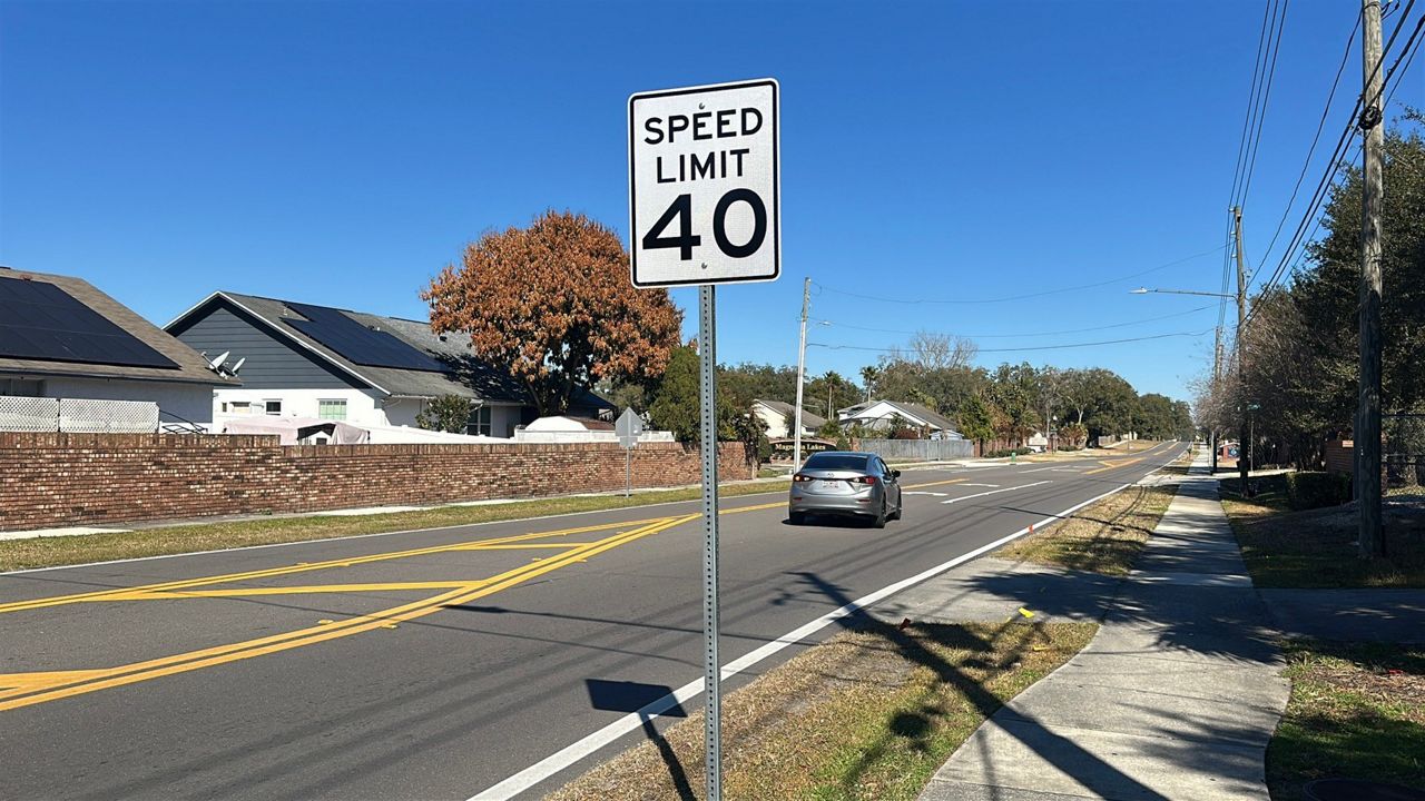 Orange reinstalls speed limit sign on Magnolia Homes Road