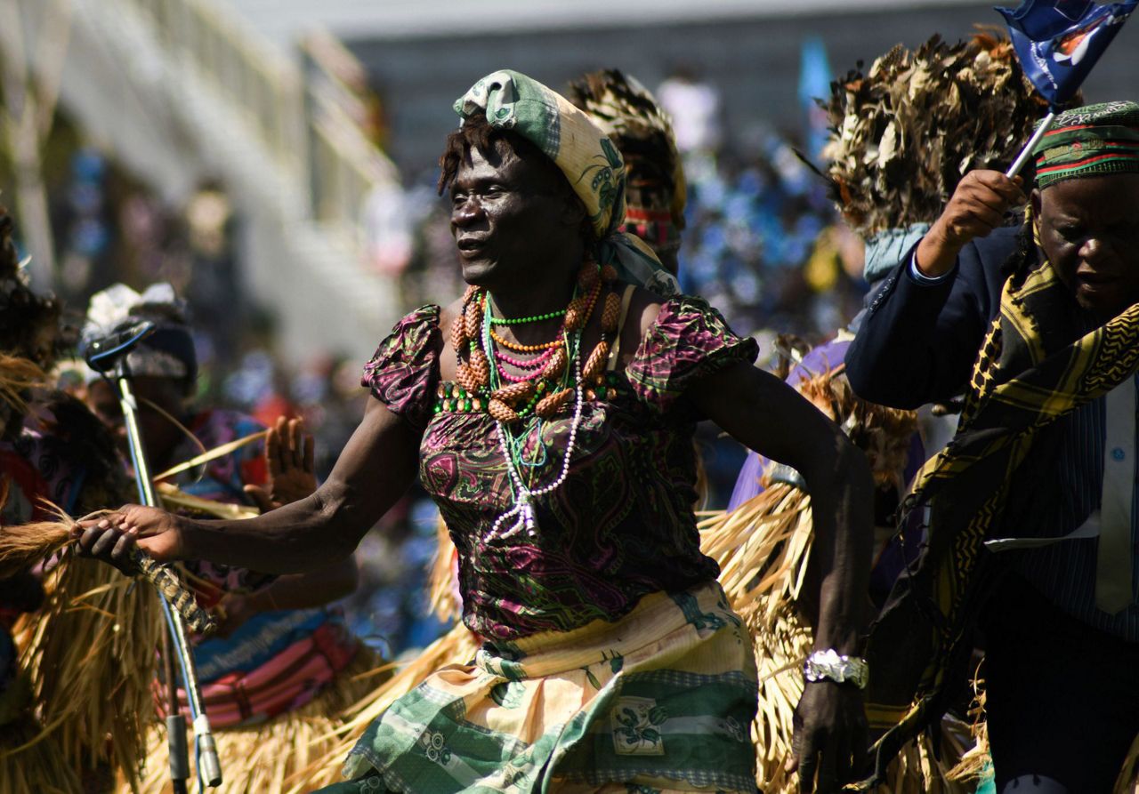 Malawi opposition leader petitions to nullify vote results