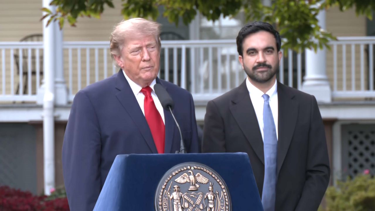 Trump and Mamdani energize governor's race, but strategists see an edge for Hochul