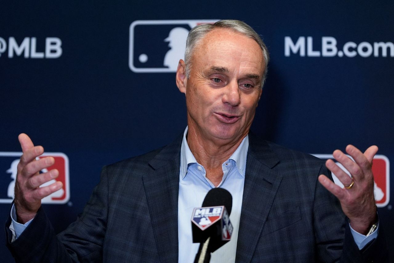 MLB says robot home plate umpires unlikely for 2025
