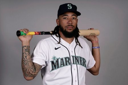 Mariners sign SS J.P. Crawford to 5-year contract extension