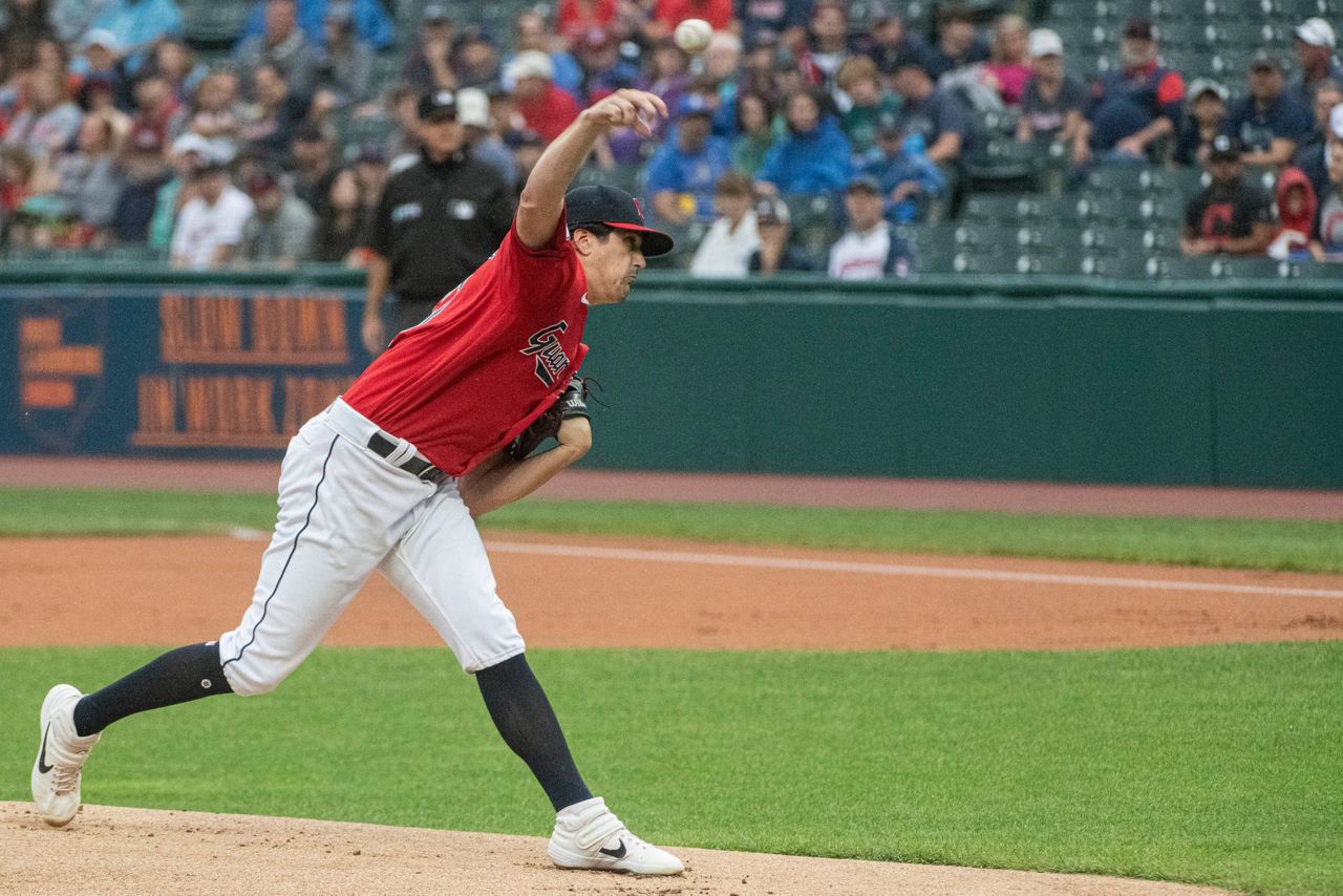 Crawford, Raleigh deliver in 11th, Mariners beat Guardians