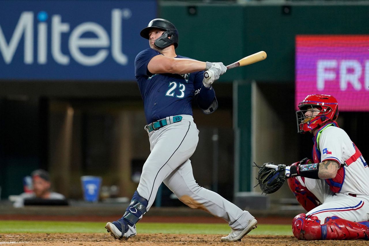 Matt Festa makes brief return to MLB's Seattle Mariners 