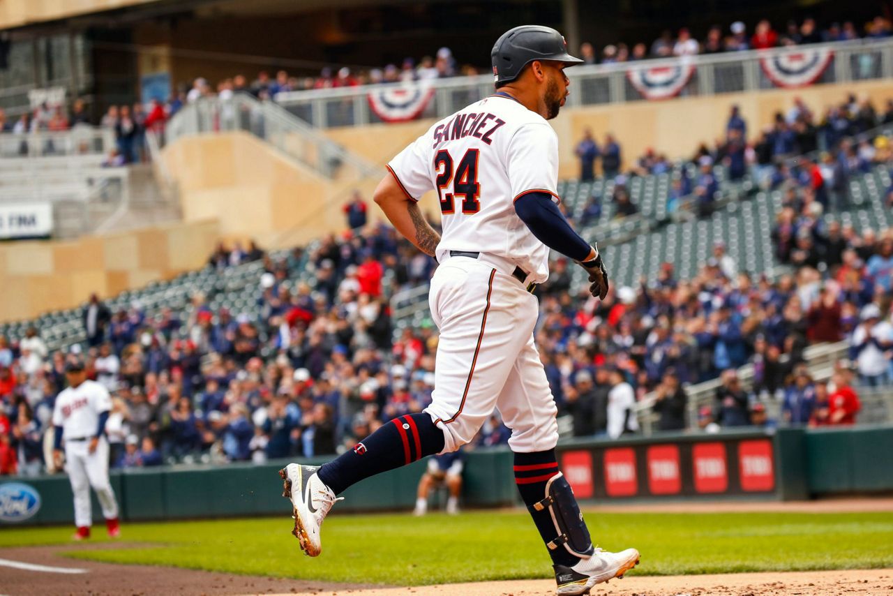 Correa hits 2-run homer in 8th, Twins beat Yankees 4-3 - The San