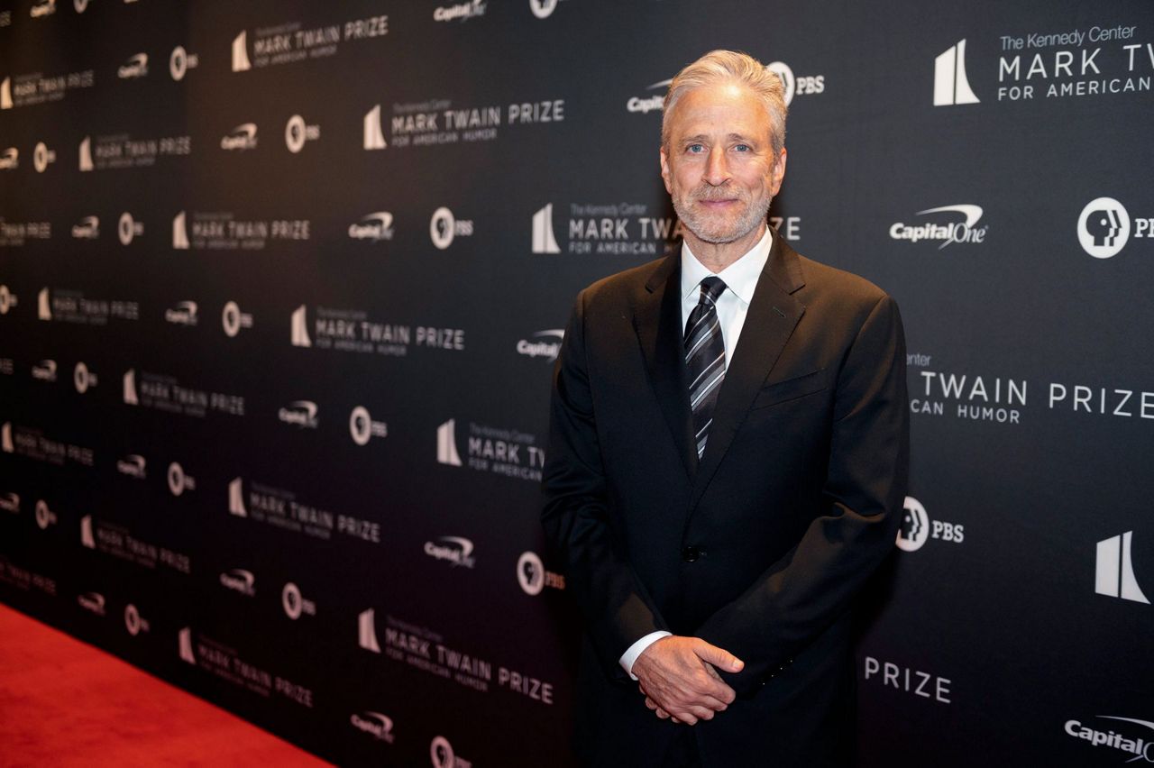 Jon Stewart to receive Mark Twain Prize for American humor