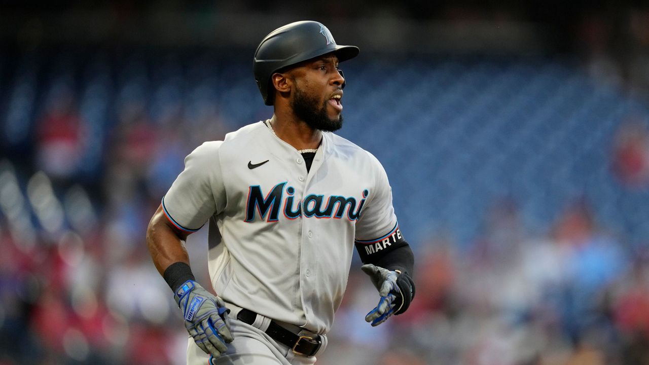 Report: Marlins' Starling Marte Diagnosed with Broken Hand After