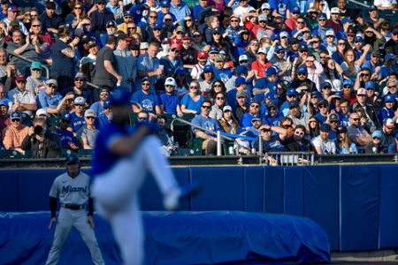 Blue Jays walk-off Marlins in 10 to win first Buffalo home game