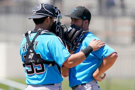 Why Vanderbilt baseball calls pitches on electronic wristbands and how they  could improve the game