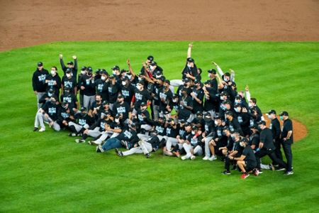 Seattle Mariners clinch first postseason berth since 2001