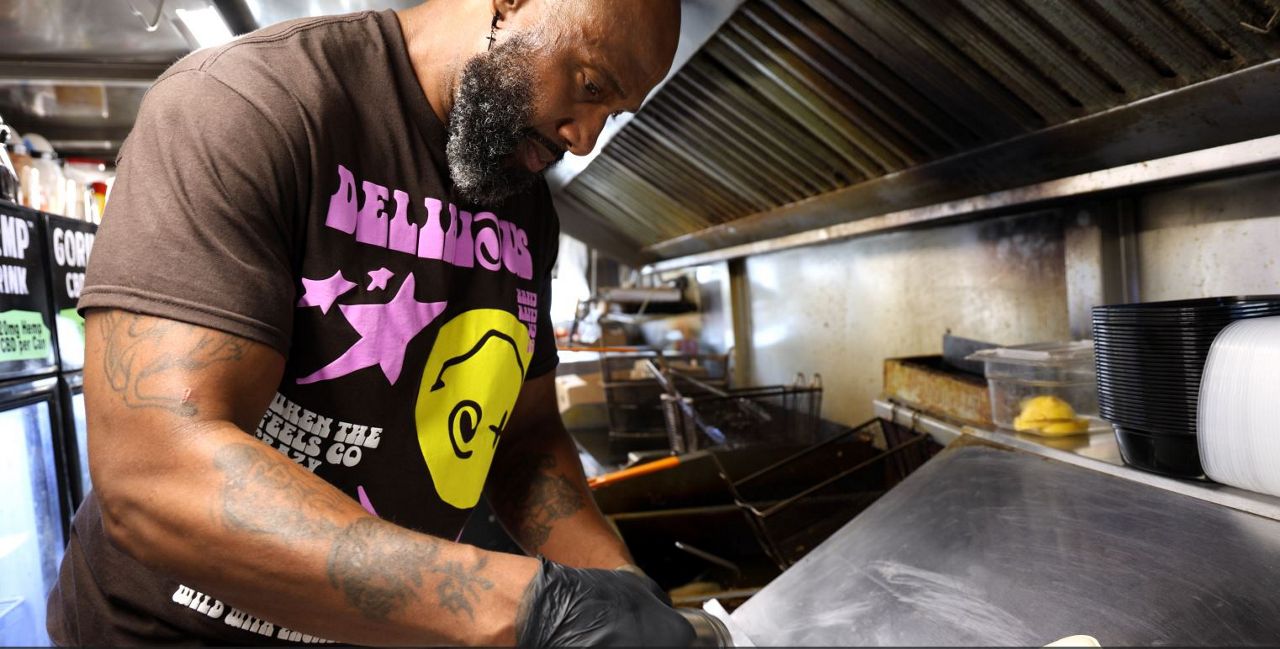 Austin chef cooks up vegan comfort food to reach more communities of color.