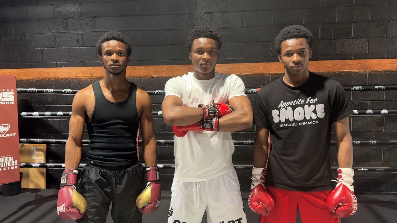 Cleveland brothers prepare for hometown bout