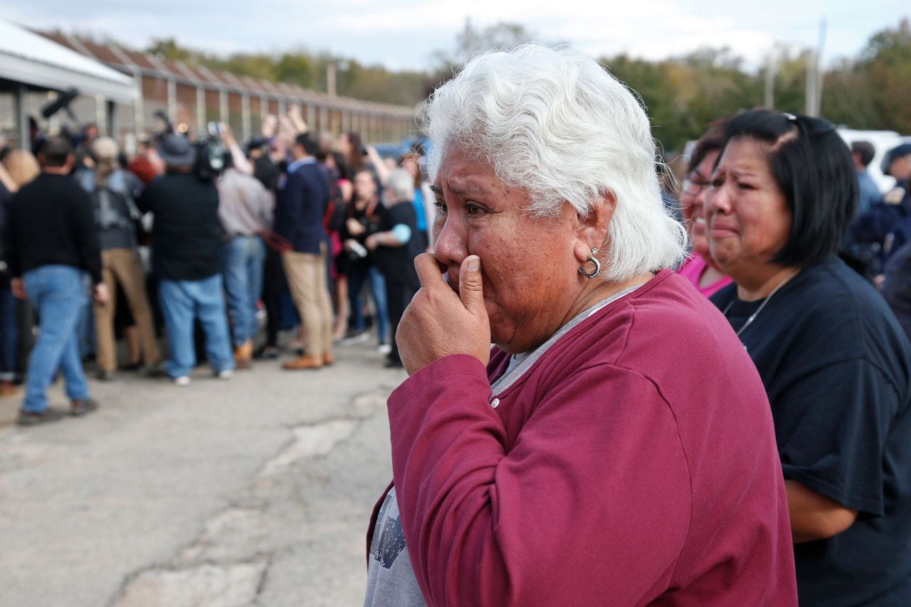 More than 400 Oklahoma inmates walking out of prison doors