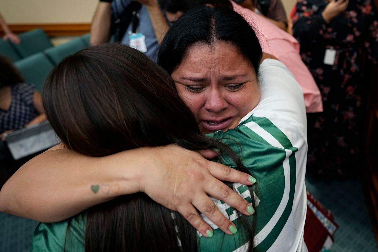 Stalled gun bill advances in Texas after new mass shootings