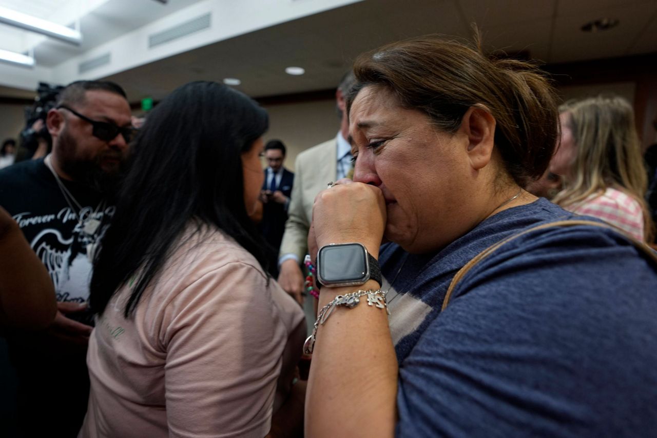 Stalled gun bill advances in Texas after new mass shootings