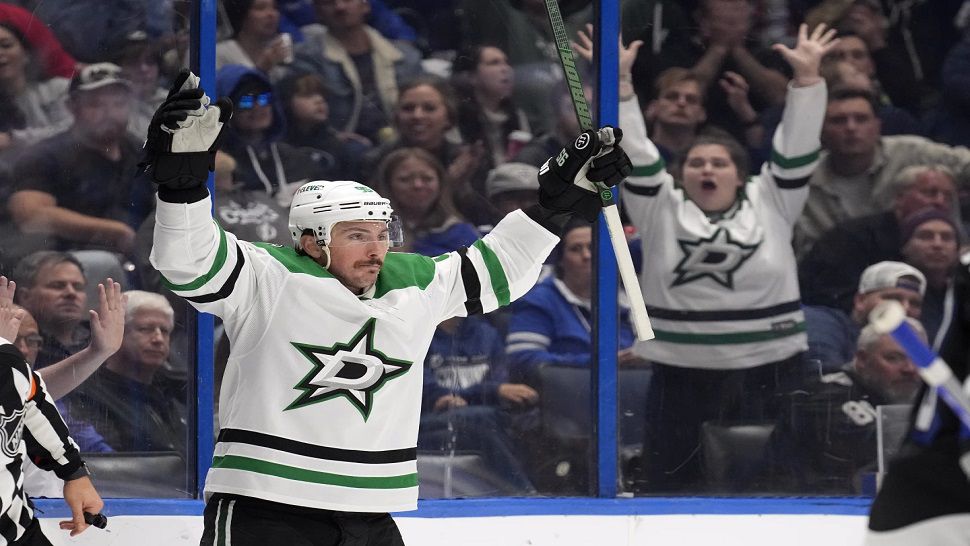 Dallas center Matt Duchene celebrates his goal against the Tampa Bay Lightning on Saturday night.