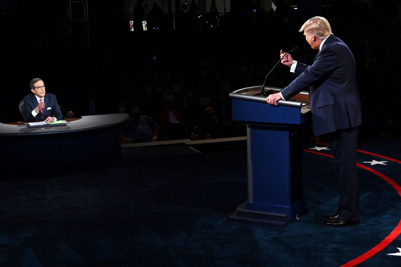 Trump harris debate live audience