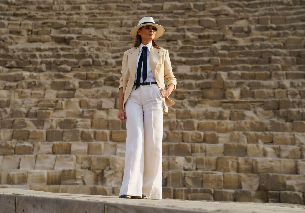 Melania Trump in Egypt to tour pyramids, Sphinx