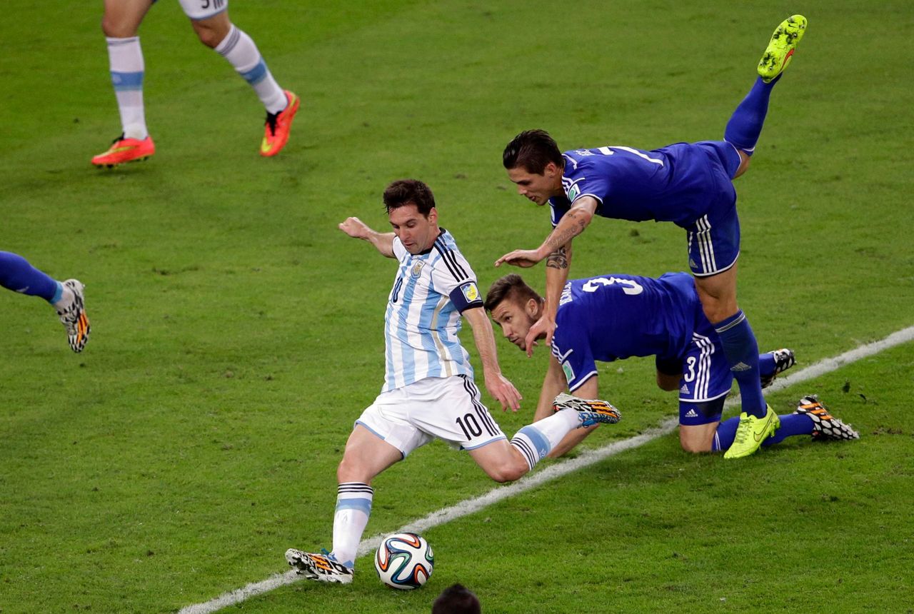 Argentina star Lionel Messi retires from international soccer with World Cup title and 125 goals