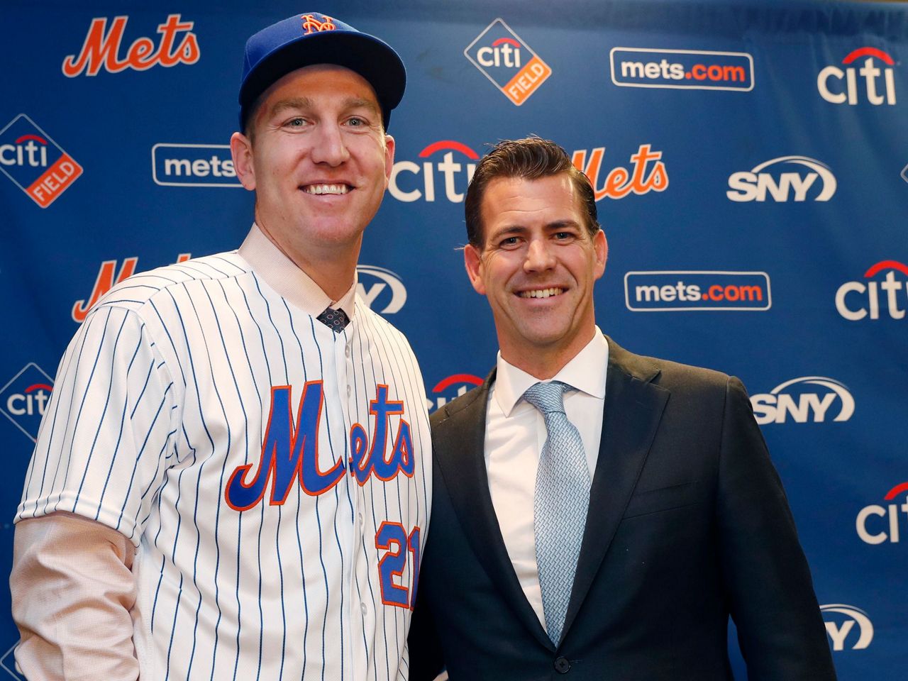 Report: Todd Frazier joining Mets on two-year deal