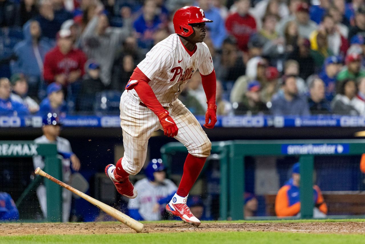 Phillies' Alec Bohm apologizes for expletive, three errors vs. Mets