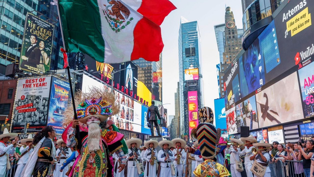 Mexicans Dance in Times Square Celebrating Morelos Culture – NY Event Highlights