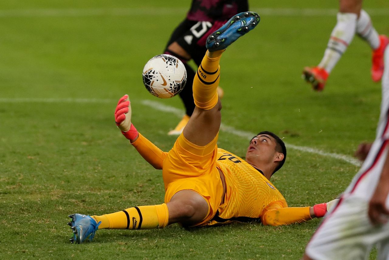 Mexico beats US 10 in men' Olympic soccer qualifying