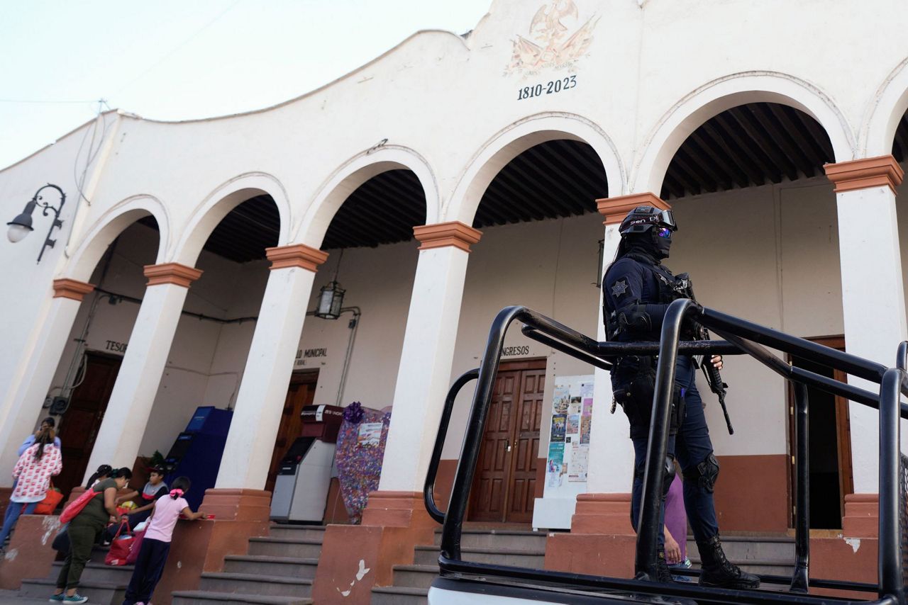 Organized crime attacks on local candidates raise fears Mexico may face ...
